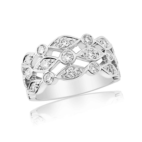 18ct White Gold and Diamond Art Deco Style Ring