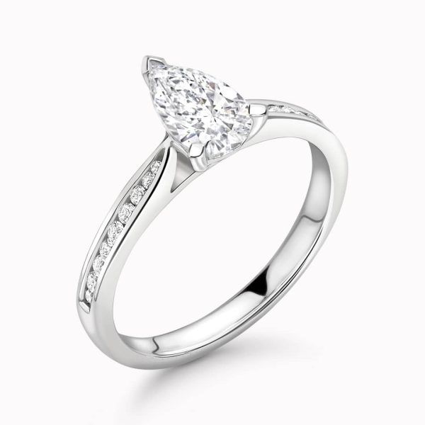 Dafne Lab Grown Pear Diamond Sidestone Ring