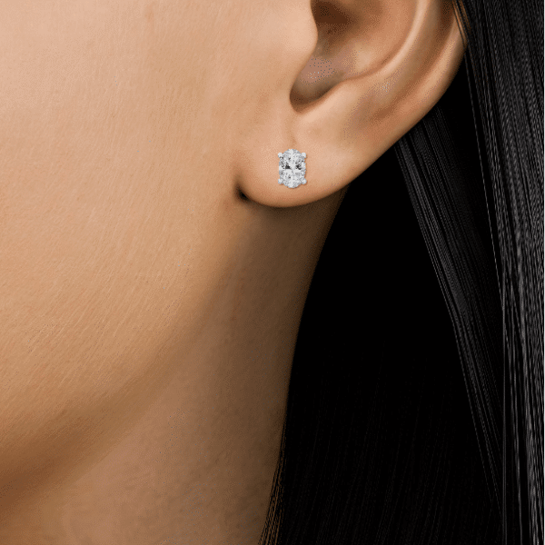 Oval Cut Diamond 4 Claw Stud Earrings