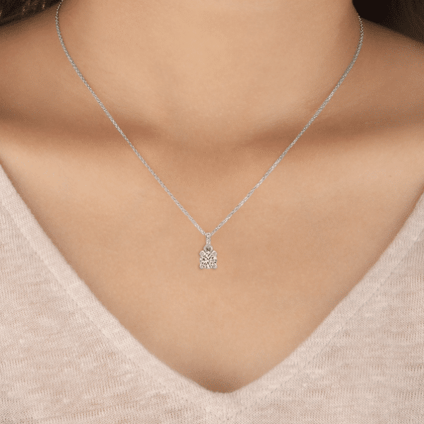 Brilliant Cut Diamond Pendant with Diamond Bale